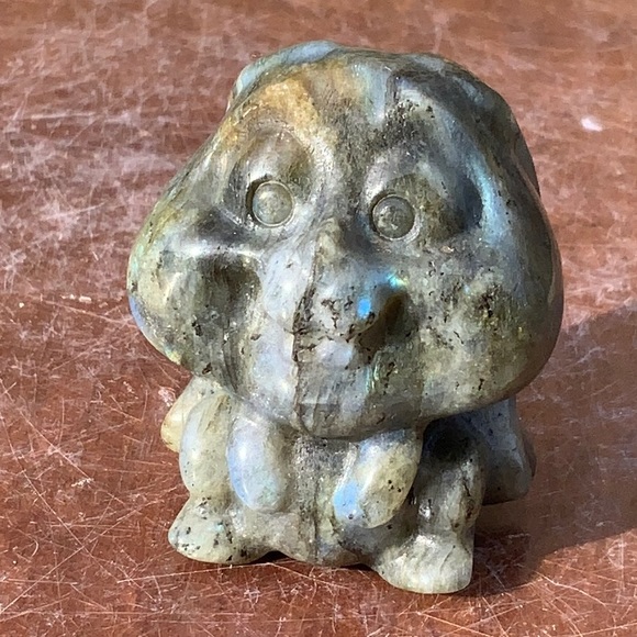 LABRADORITE HAND CARVED CARTOON RABBIT - Picture 2 of 9